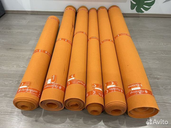 Ковролин выставочный