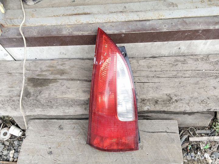 Стопарь mazda премаси