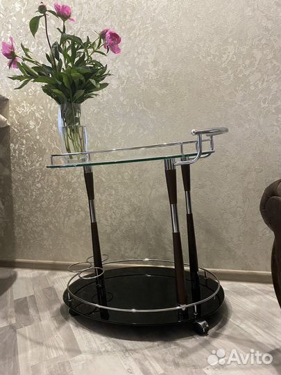 Стол стеклянный