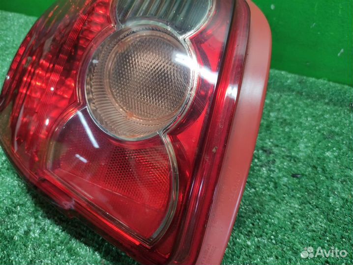 Фонарь задний наружный левый Toyota Auris E150 20