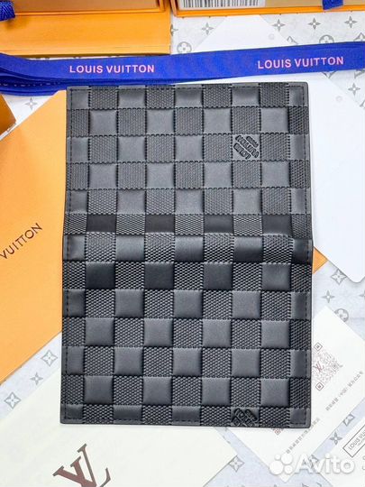 Обложка на паспорт мужская Louis Vuitton LV