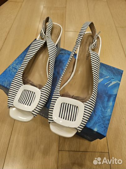 Босоножки женские 38 размер