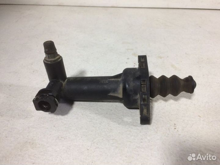 Рабочий цилиндр сцепления Audi Polo 1.6