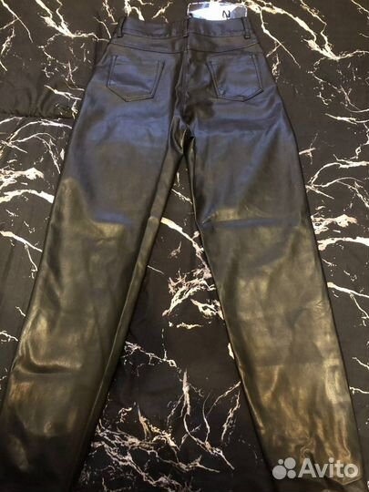 Кожаные штаны женские