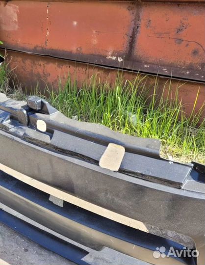 Бампер передний Mitsubishi outlander XL рестайлинг