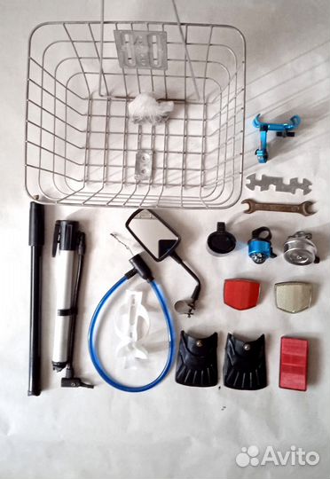 Звонки и запчасти (аксессуары) для велосипеда