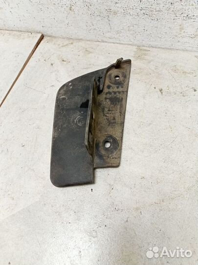 Брызговик задний Мазда