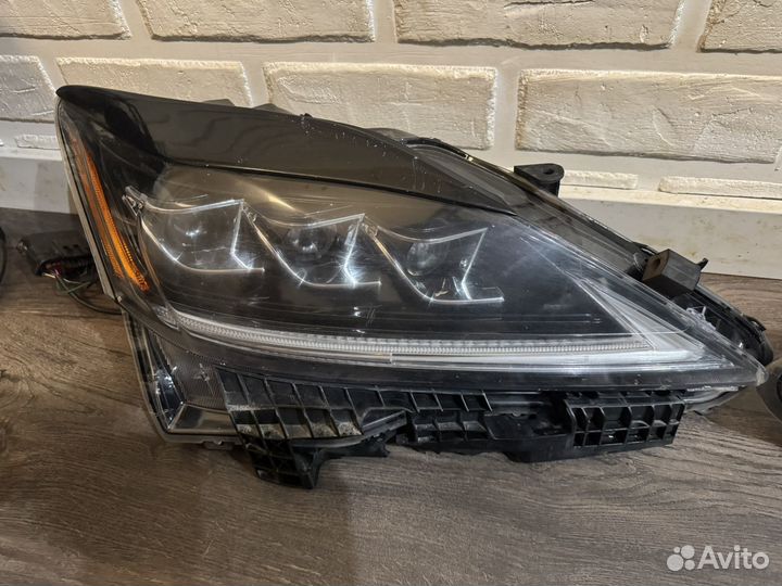 Фары lexus is250 vland