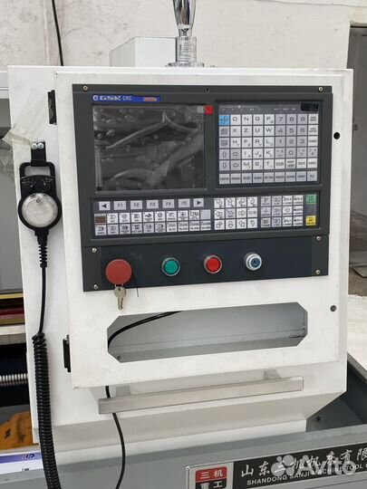 Токарный станок с чпу ск 6140