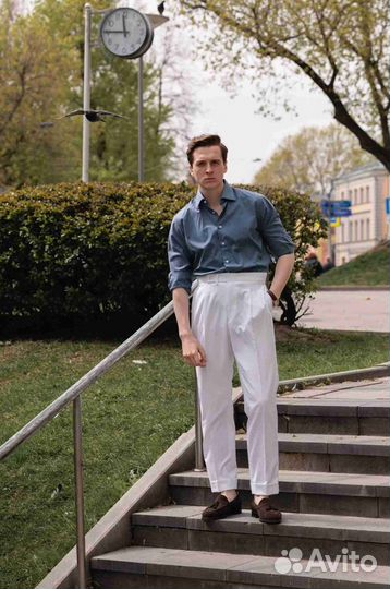 Брюки с защипами из льна