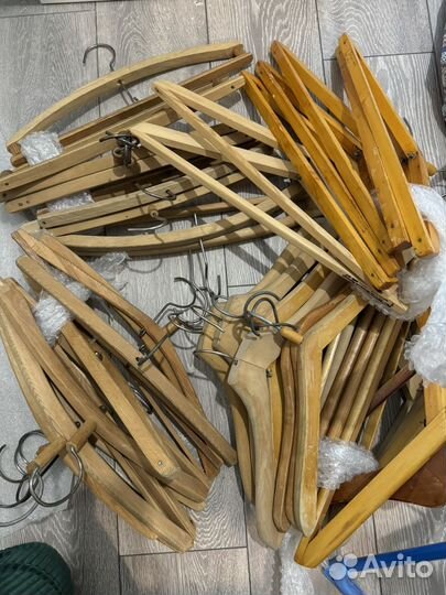 Плечики деревянные