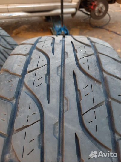 Dunlop Grandtrek AT3 235/60 R16