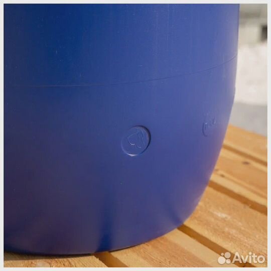 Бочка пластиковая с крышкой пэнд-100 литров