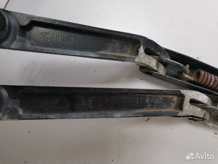 Дворник лобового стекла передний правый Заз