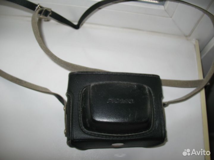 Пленочный фотоаппарат 