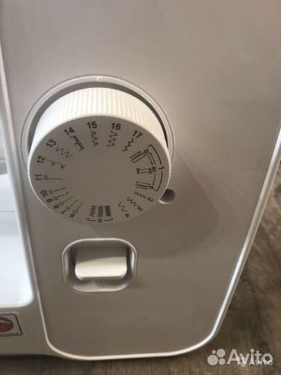 Швейная машинка Brother