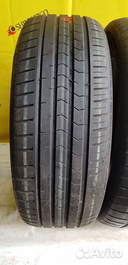Vredestein Ultrac Satin 215/55 R17 94Y