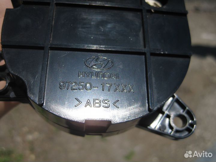 Блок управления кондиционером Hyundai Matrix