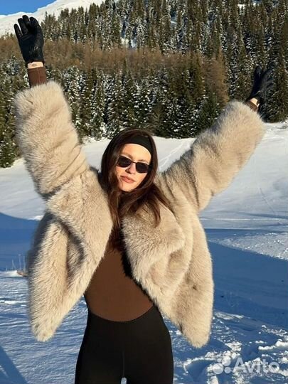 Шуба из искусственного меха новая