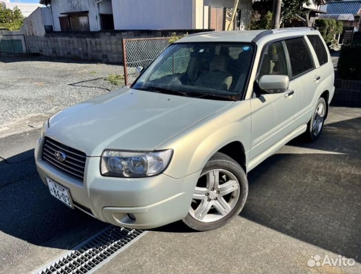 Подкрылок Subaru Forester SG5 Правый Передний 2005