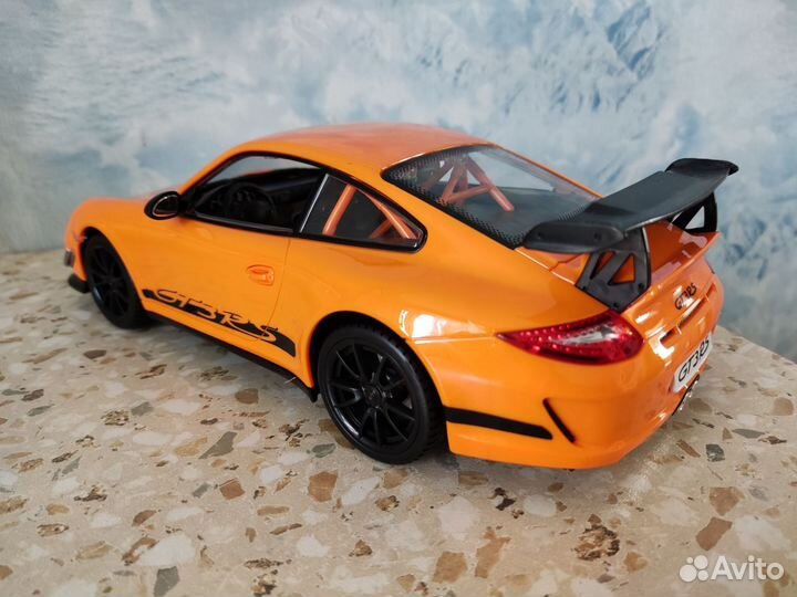 Машинки на радиоуправлении в М1:16