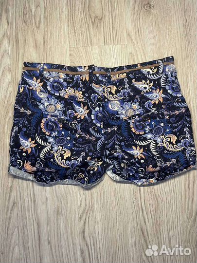 Шорты женские