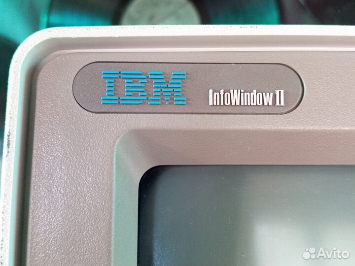 Монитор и клавиатура IBM 1995 год
