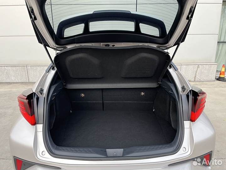 Toyota C-HR 2.0 CVT, 2021, 15 000 км