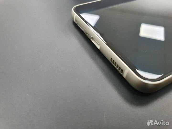 Смартфон Samsung Galaxy S21 FE. LDU