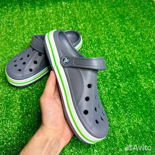 Crocs сланцы