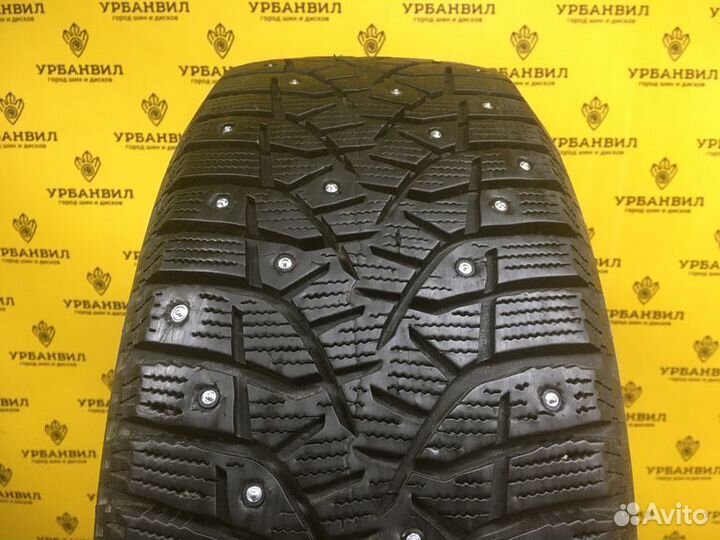 Bridgestone Blizzak Spike-02 205/55 R16 91T