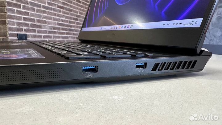 MSI Vector GP77 13VG-065RU