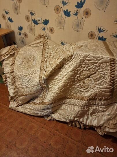 Покрывало на кровать 160 200 бу