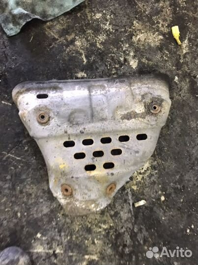 Mitsubishi lancer 10 теплоэкран