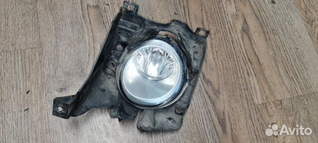Фара противотуманная в сборе с кронштейном