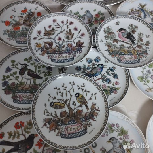 Настенная тарелка месяцы года. Тарелки сказки