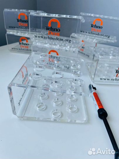 Подставка под стоматологические композиты