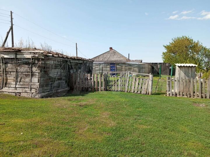 Дом 48 м² на участке 2,8 сот.