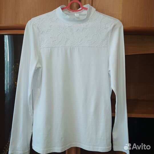 Блузки для школы и юбка 152-158 в отличном состоя