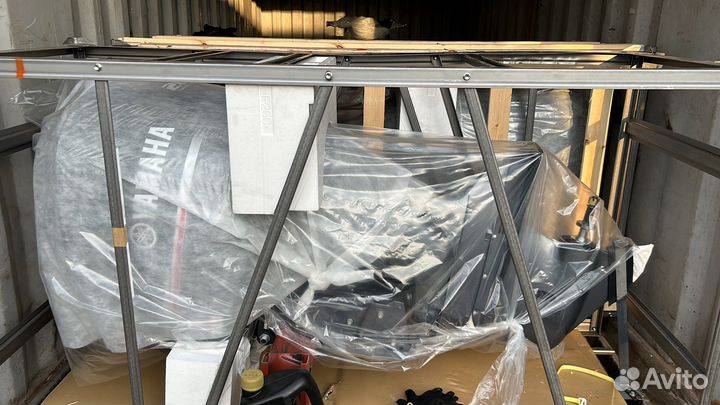 Новый лодочный мотор Yamaha V-6 F 200 betx