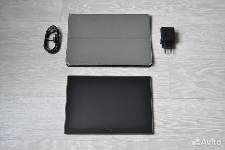 Планшет Lenovo Tab 4 10 Plus 3/16GB TB-X704L