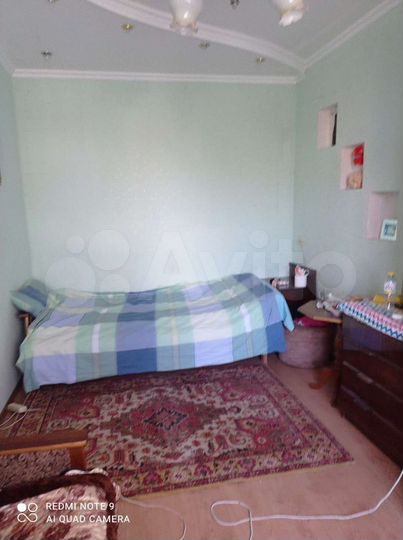 Комната 17 м² в 4-к., 2/2 эт.