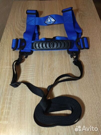 Детская обвязка с поводьями для обучения