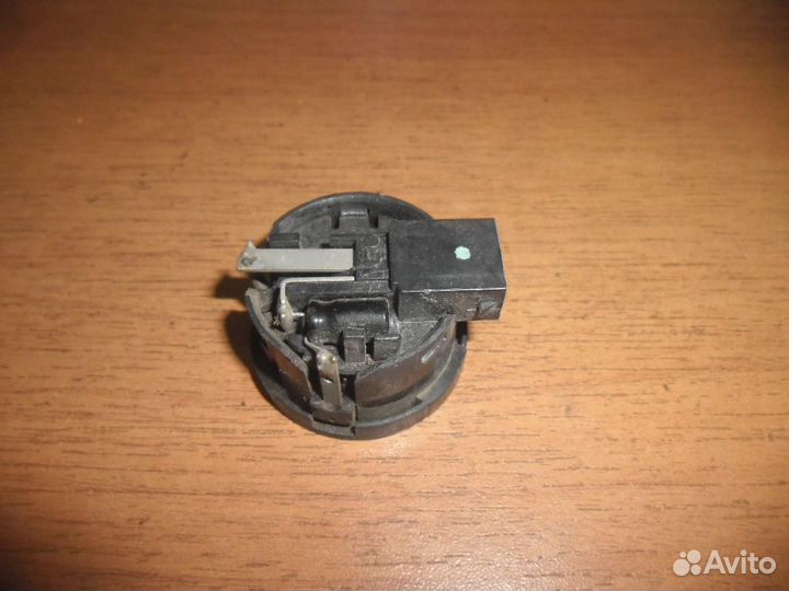 Динамик двери 55701249 Opel Corsa D (S07)