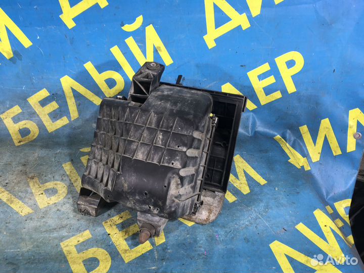 Корпус воздушного фильтра Audi A4 B5