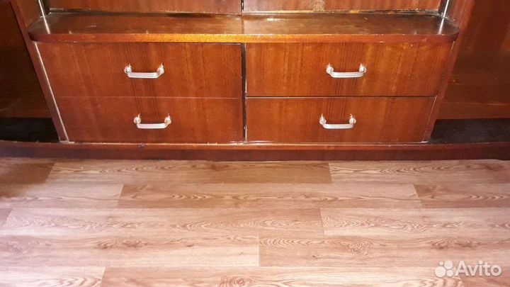 Сервант Хельга