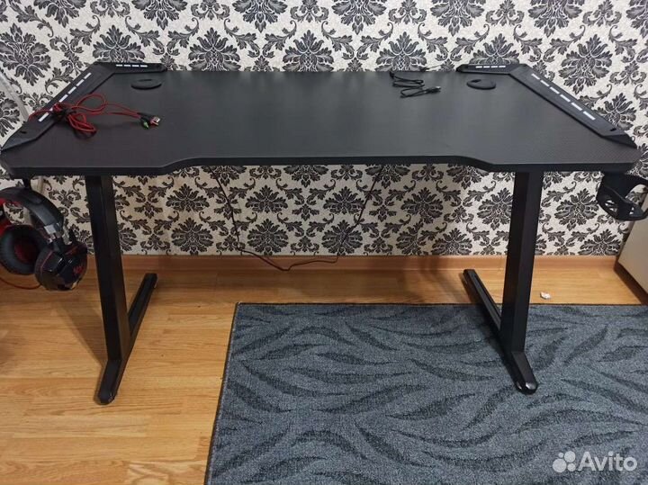 Новые игровые столы c подсветкой карбон