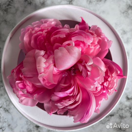 Цветок из ткани Розовый пион