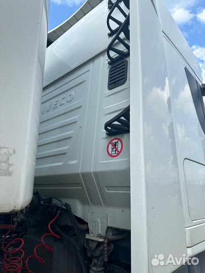 IVECO Stralis с полуприцепом, 2014