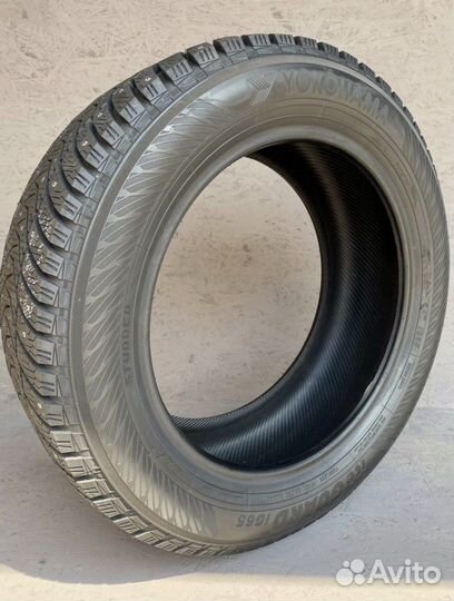 Yokohama IceGuard Stud IG65 275/50 R20